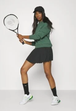 Lacoste Sport Sweater - Sequoia 12 Lacoste Sport Sweater - Sequoia -Lacoste ddfcf1d365b64e93b8d473d3b6c04c9b