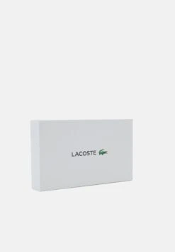 Lacoste Daily Lifestyle Slim Zip Wallet - Portemonnee - Noir 15 Lacoste Daily Lifestyle Slim Zip Wallet - Portemonnee - Noir -Lacoste e6029db2abf84053ac86812b7fe0a3b3