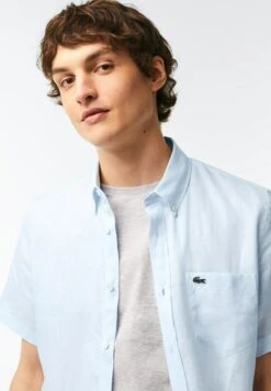 Lacoste Overhemd - Bleu Clair 9 Lacoste Overhemd - Bleu Clair -Lacoste f0b7a73a3a8d41d3b7493179fb7a4b41