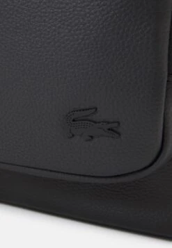 Lacoste Gael Unisex - Rugzak - Noir 8 Lacoste Gael Unisex - Rugzak - Noir -Lacoste f42443f432a143169e7171459e48defc