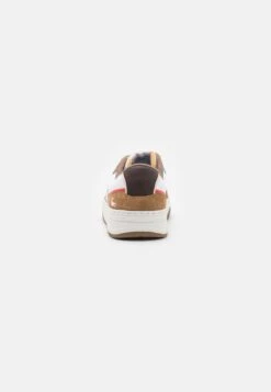 Lacoste Sneakers Laag - Brown/White -Lacoste fb5dcfe5f0944cc1a3423193980cf2aa